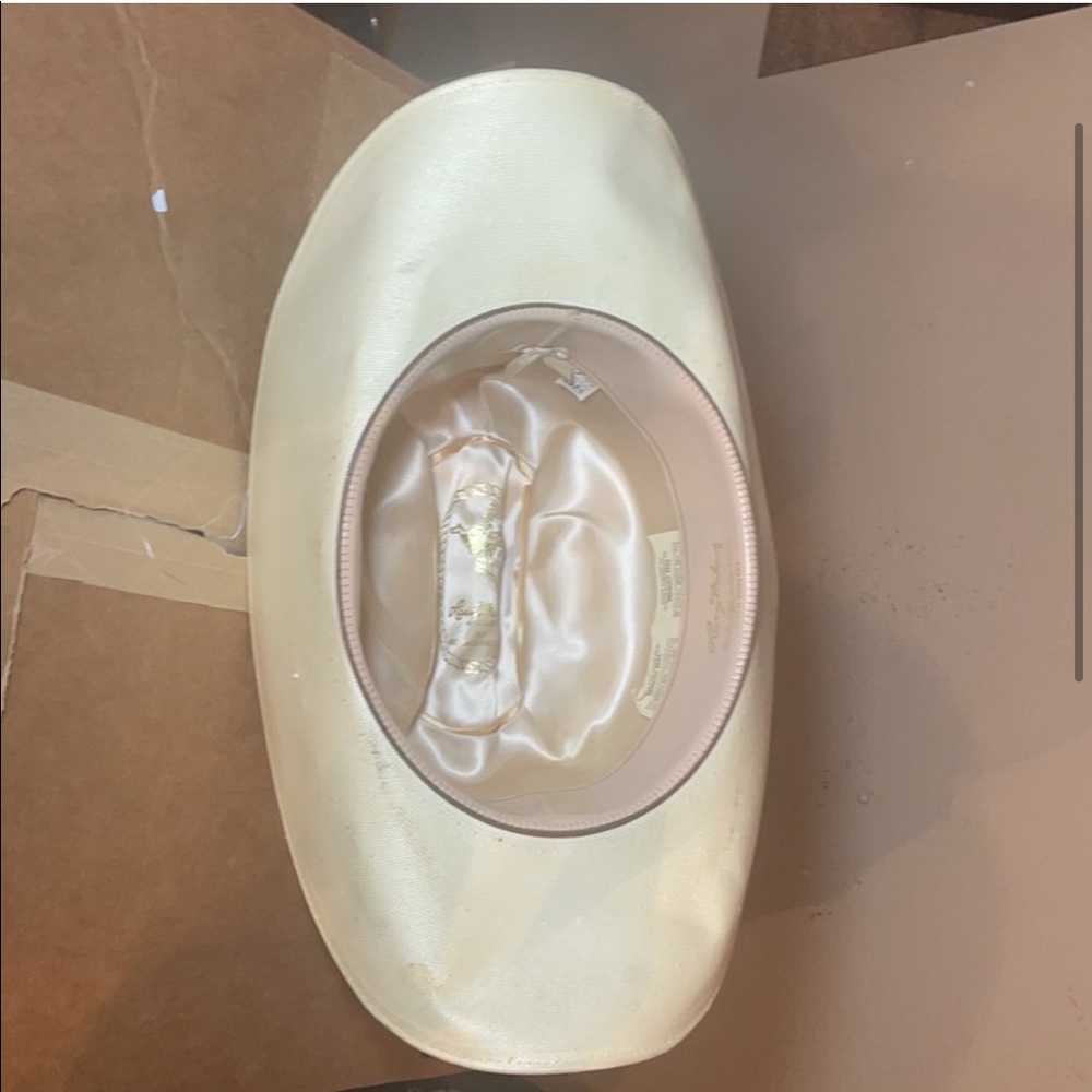 Authentic Larry Mahan Cowboy Hat - Picture 4 of 8